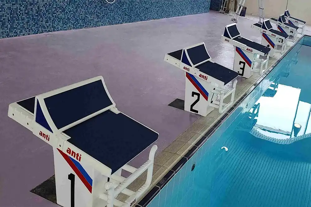 Swimming pool starting block suppliers in UAE
